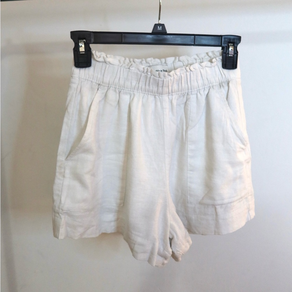 Abercrombie & Fitch White Linen Short